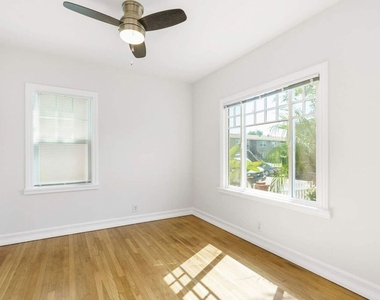 4058 Wade Street - Photo Thumbnail 15