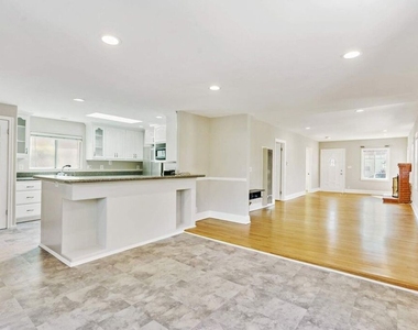 4058 Wade Street - Photo Thumbnail 8