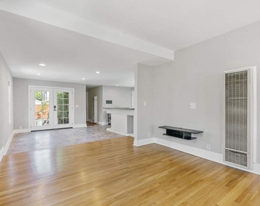 4058 Wade Street - Photo Thumbnail 7