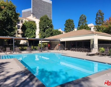 2122 Century Park Lane - Photo Thumbnail 36