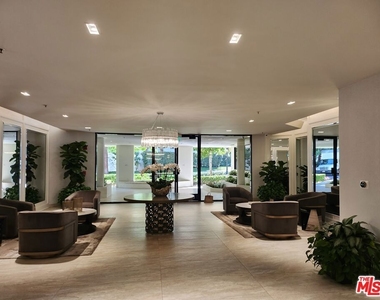 2122 Century Park Lane - Photo Thumbnail 30