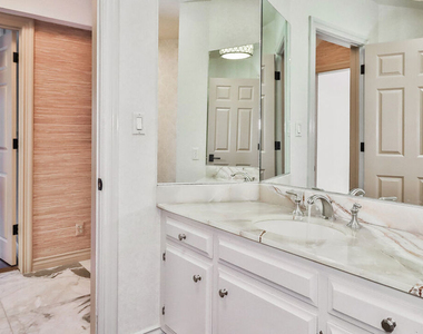 1030 Brooklawn Drive - Photo Thumbnail 16