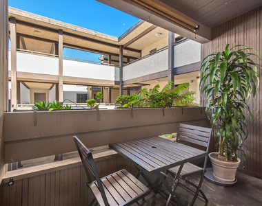 7742 Redlands - Photo Thumbnail 7
