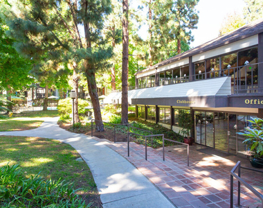 7742 Redlands - Photo Thumbnail 27
