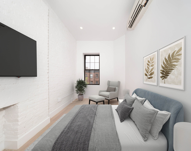 47 St Marks Place - Photo Thumbnail 1