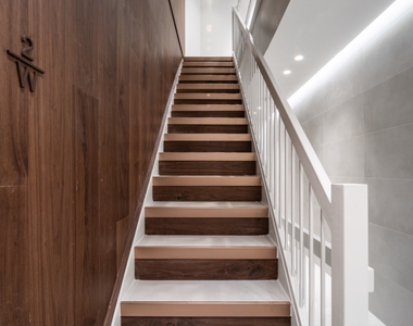47 St Marks Place - Photo Thumbnail 9
