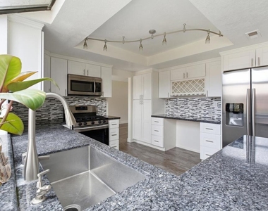 3926 Santa Nella Pl - Photo Thumbnail 16