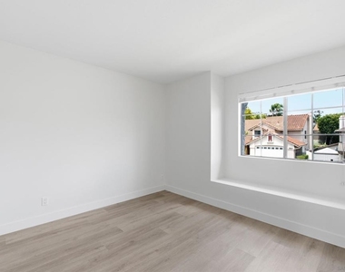 3926 Santa Nella Pl - Photo Thumbnail 40