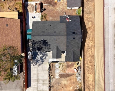 8836 Valencia St - Photo Thumbnail 16