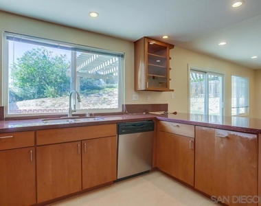 14140 Barrymore St. - Photo Thumbnail 17