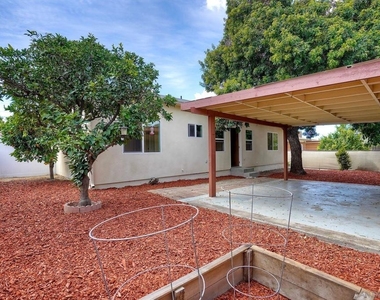 6942 Eberhart St - Photo Thumbnail 6