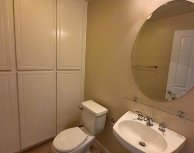 4912 Borders Street - Photo Thumbnail 18