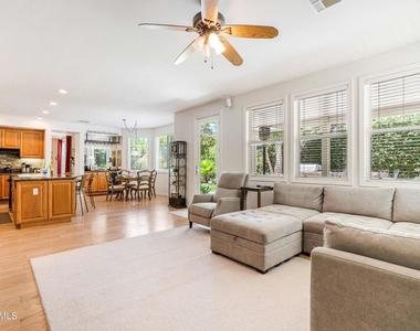 5405 Sunlight Street - Photo Thumbnail 13