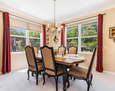 5405 Sunlight Street - Photo Thumbnail 8
