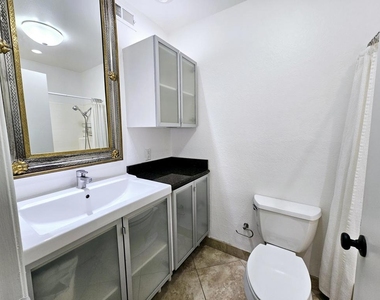 31200 Landau Boulevard - Photo Thumbnail 6