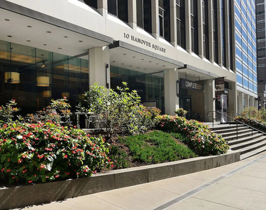 10 Hanover Square - Photo Thumbnail 8