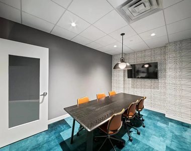 10 Hanover Square - Photo Thumbnail 4