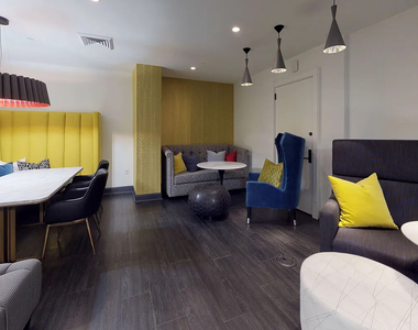 10 Hanover Square - Photo Thumbnail 10
