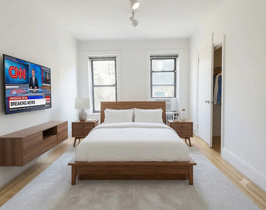 213 East 84th Street - Photo Thumbnail 1