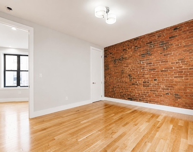 54 Vermilyea Ave - Photo Thumbnail 8