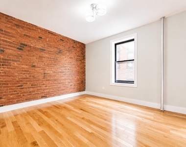 54 Vermilyea Ave - Photo Thumbnail 7