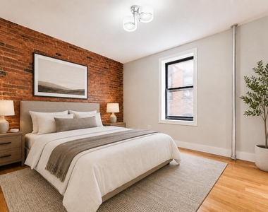 54 Vermilyea Ave - Photo Thumbnail 6