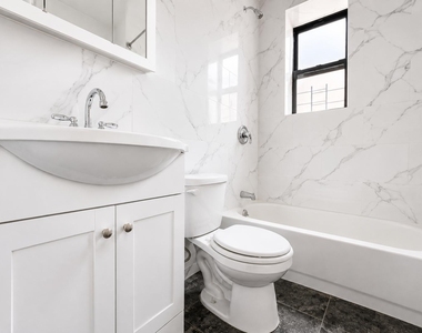 87 Post Avenue - Photo Thumbnail 10