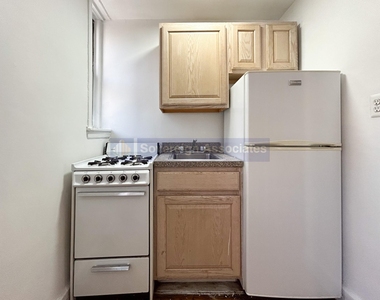 936 West End Avenue - Photo Thumbnail 2