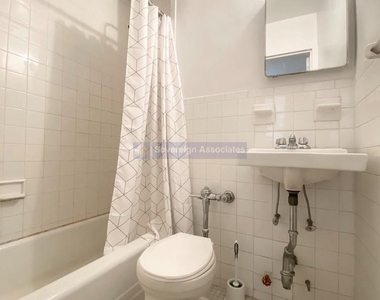 936 West End Avenue - Photo Thumbnail 5