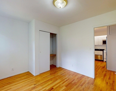 28 King Street - Photo Thumbnail 2