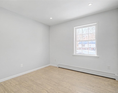 25 Clinton Street - Photo Thumbnail 22