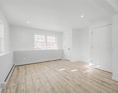 25 Clinton Street - Photo Thumbnail 27