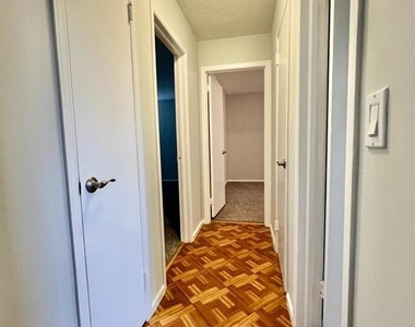 51 Baisley Avenue - Photo Thumbnail 12