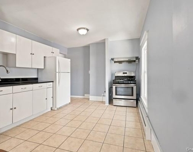9 Arlington Place - Photo Thumbnail 2