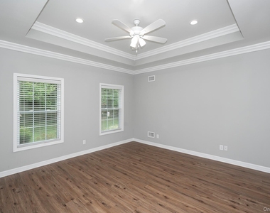 37 Oak Ridge Circle - Photo Thumbnail 8