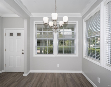 37 Oak Ridge Circle - Photo Thumbnail 3