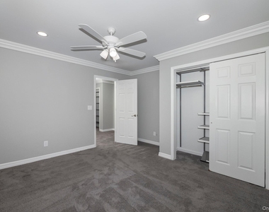 37 Oak Ridge Circle - Photo Thumbnail 13