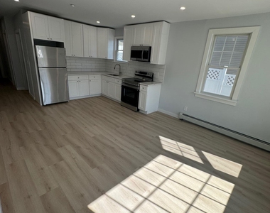 34 Bush Avenue - Photo Thumbnail 3