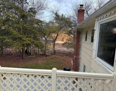 20 Westfield Road - Photo Thumbnail 19