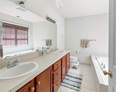 61 N River Drive - Photo Thumbnail 10