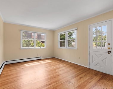 7 Kroll Street - Photo Thumbnail 10