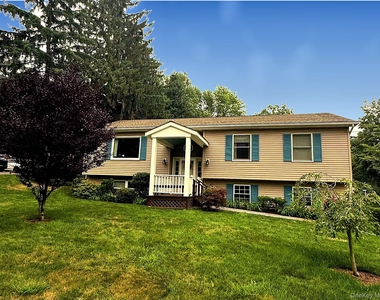 40 Simmons Lane - Photo Thumbnail 18