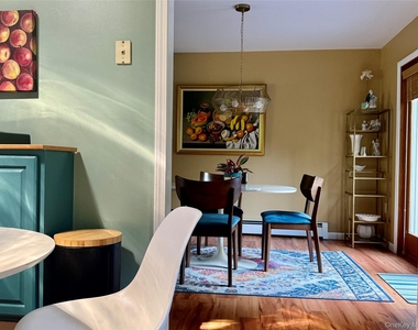 40 Simmons Lane - Photo Thumbnail 2