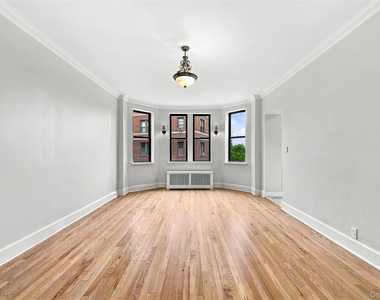 11 Alden Road - Photo Thumbnail 4