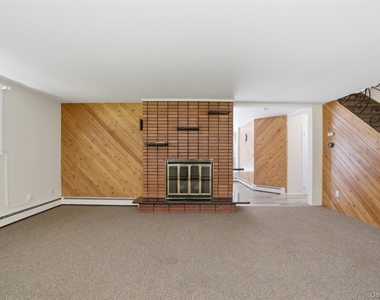 58 Carolyn Road E - Photo Thumbnail 14