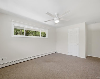 58 Carolyn Road E - Photo Thumbnail 16