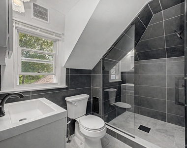 480 King Street - Photo Thumbnail 20