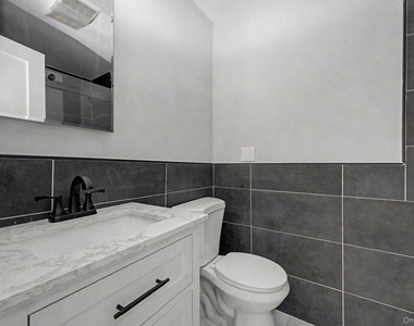 480 King Street - Photo Thumbnail 18
