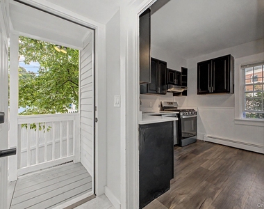 480 King Street - Photo Thumbnail 11