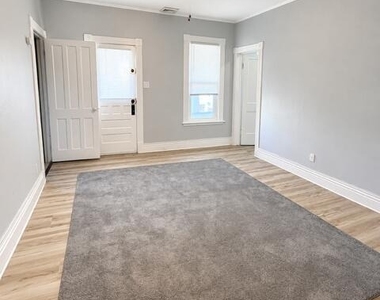 39 1/2 Milton Avenue - Photo Thumbnail 1
